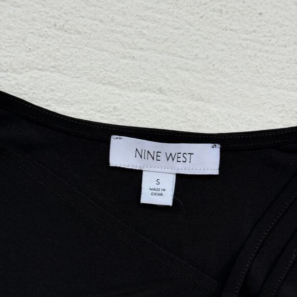 Nine West Black Stretch 3/4 Sleeve Top Gold Grommet Detail Size S - Picture 3 of 5